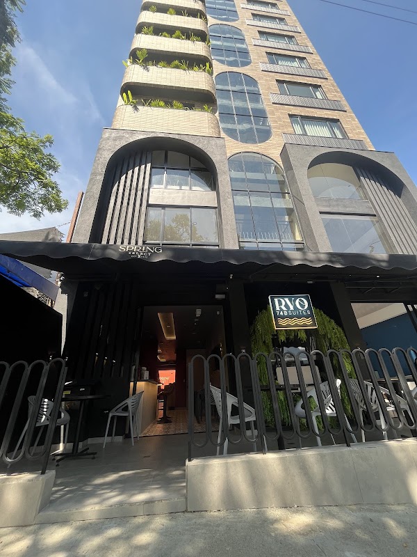 Hotel Ryo 74B Suites by Growing Group